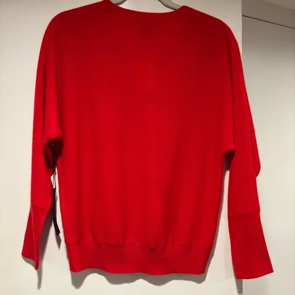Red Cashmere Tahari Sweater Size Small. New With Tags - Picture 2 of 12